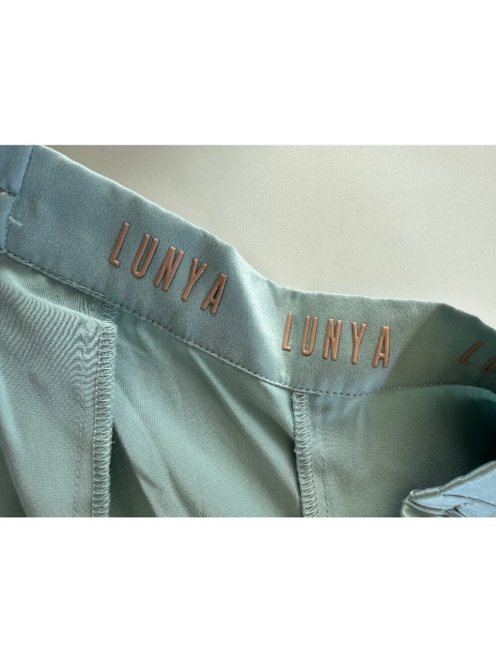 LUNYA High Waist Washable Silk Pajamas LG Cumulus Blue NEW - Picture 5 of 11